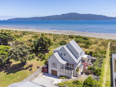 149 Manly Street, Paraparaumu Beach, Paraparaumu