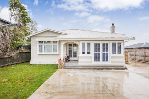 992B Tremaine Avenue, Roslyn, Palmerston North