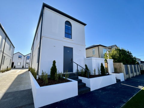 2/35 Eversleigh Street, St Albans, Christchurch