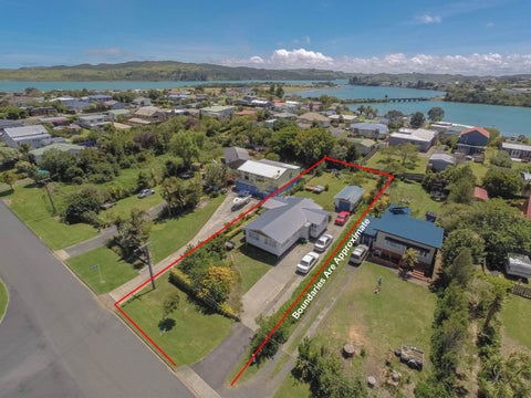 12 Smith Street, Raglan, Raglan