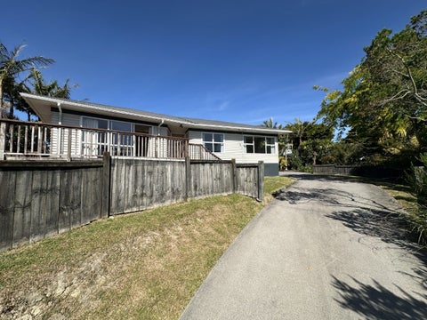 1 Wakelin Road, Beachlands, Auckland
