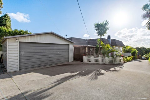 69 Golf Road, New Lynn, Auckland