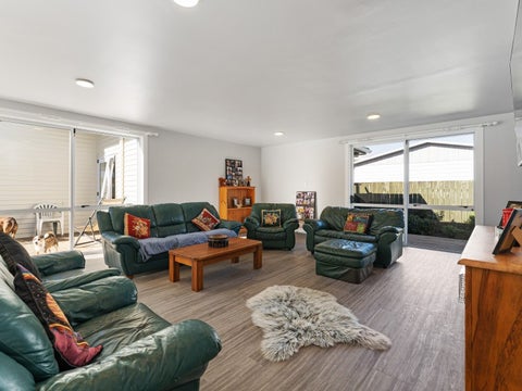 60 Makarini Street, Paraparaumu