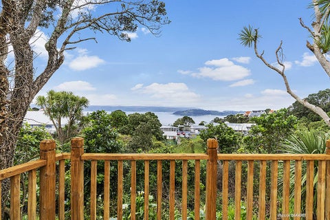 73 Ranui Crescent, Khandallah, Wellington