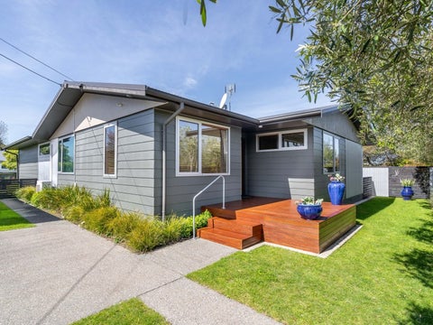 25 Mcmaster Street, Greytown