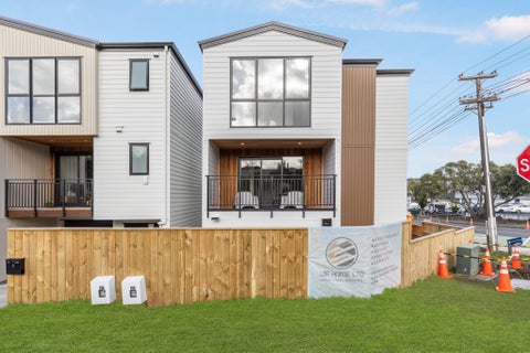 53 Forrest Hill Road, Milford, Auckland