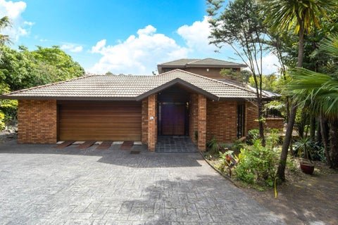 15 North Way, Titirangi, Auckland
