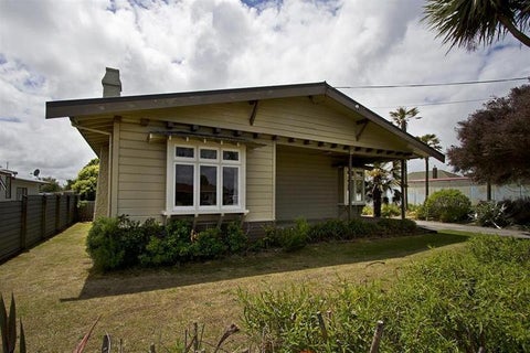 2 Galt Street, Hawera