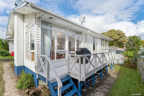2 Adriatic Avenue, Henderson, Auckland