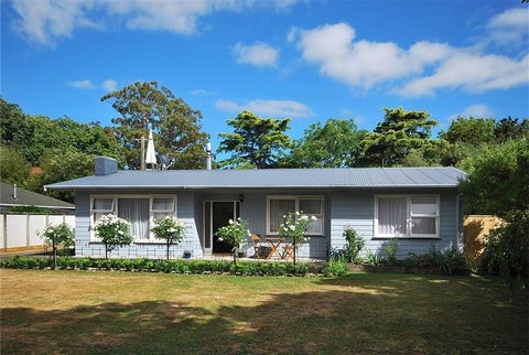 102 East Street, Greytown