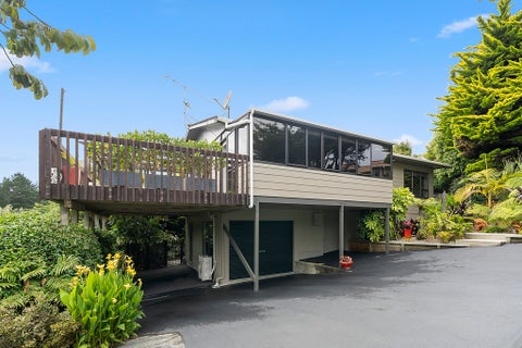 32A Staithes Drive North, Whitby, Porirua