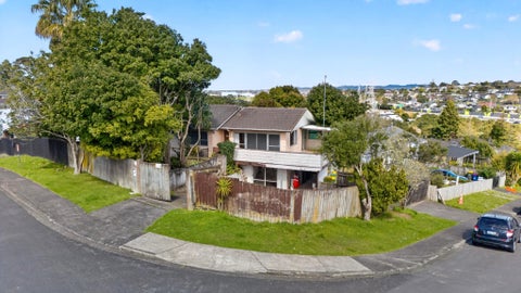 24 Redwood Drive, Massey, Auckland