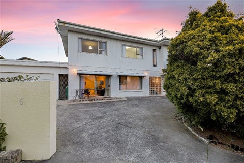 6 Fayette Place, Te Atatu South, Auckland
