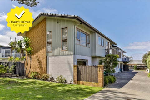 1/27 Rangitoto Terrace, Milford, Auckland