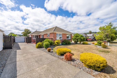 48 Kashmir Avenue, Clouston Park, Upper Hutt