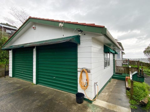54 John Dee Crescent, Red Beach, Red Beach