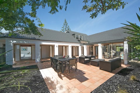 6 Tuhaere Street, Orakei, Auckland