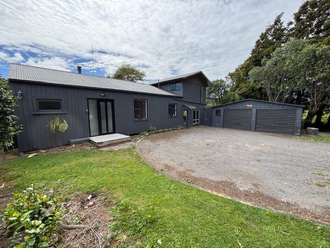 1939 South Road, Pitone, New Plymouth