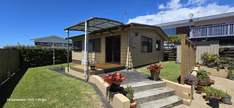82 Gossamer Drive, Pakuranga Heights, Auckland