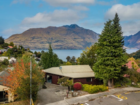 10A Wye Place, Fernhill, Queenstown