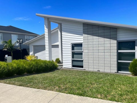 114 Colonial Drive, Silverdale, Silverdale