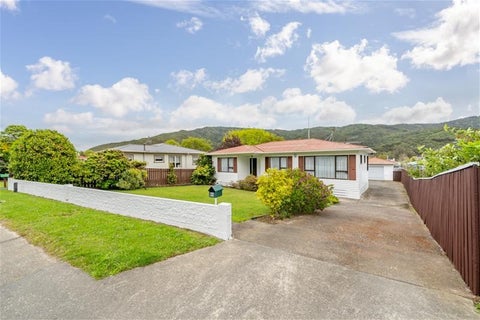 64 Coast Road, Wainuiomata, Lower Hutt