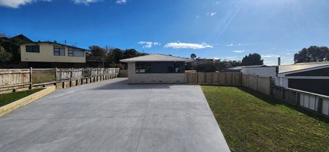 8 Handley Place, Glen Avon, New Plymouth