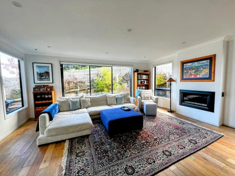 8 The Track, Plimmerton, Porirua