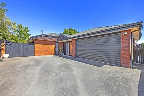 11 Giles Place, Shirley, Christchurch