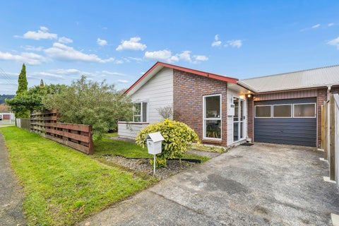 1A Wood Street, Wainuiomata, Lower Hutt