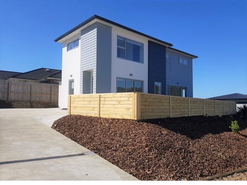 105 John Burke DR, Aotea, PORIRUA