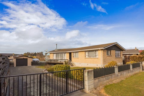 46 Grove Avenue, Weston, Oamaru