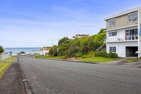 25A Port View Crescent, Moturoa, New Plymouth