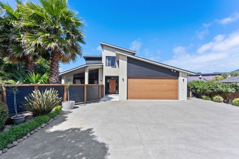 5 Quadrant Heights, Paraparaumu
