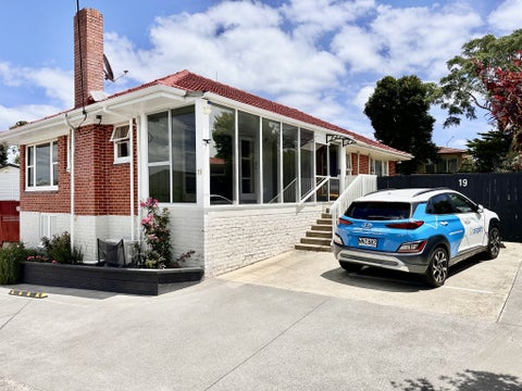 19 FAIRLEA RD, Te Atatu South, Auckland