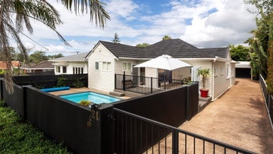 21 Edgars Road, Westmere, Auckland