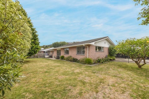 2/4A Arapiki Road, Stoke, Nelson