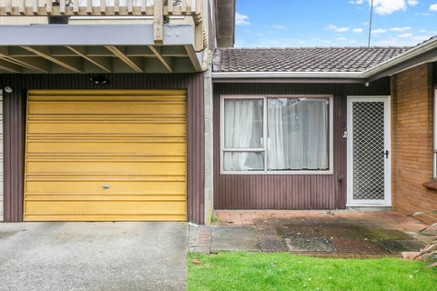 2/108 East Tamaki Road, Papatoetoe, Auckland