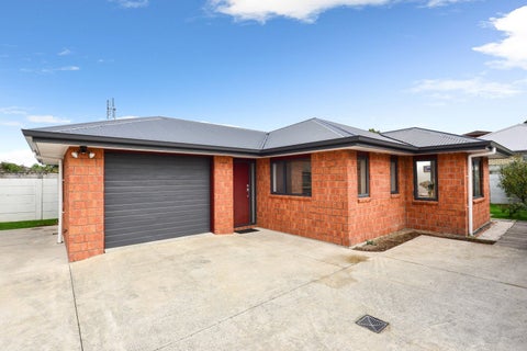 19 Landmark Court, Huntington, Hamilton
