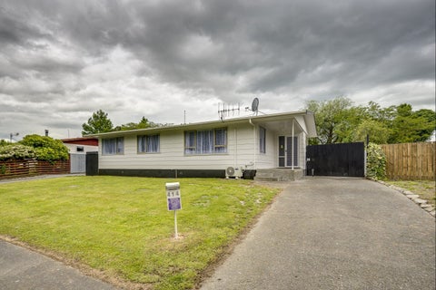414 Portsmouth Road, Flaxmere, Hastings