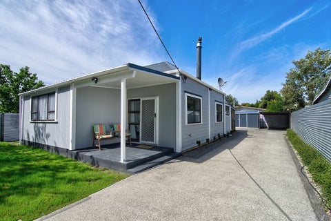 25 Clifton Avenue, Carterton, Carterton