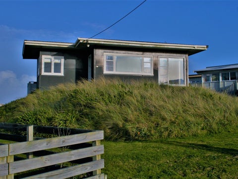 33 Nelson Street, Foxton Beach, Foxton
