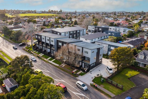 57B Edmonton Road, Henderson, Auckland