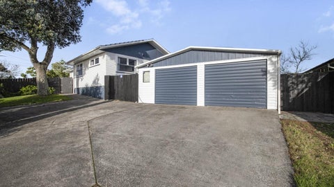 2 Thomas Rea Place, Te Atatu South, Auckland