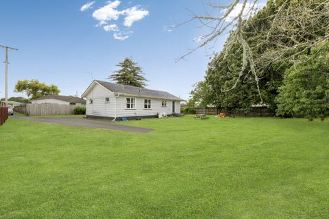 15 Kerry Place, Papakura, Papakura