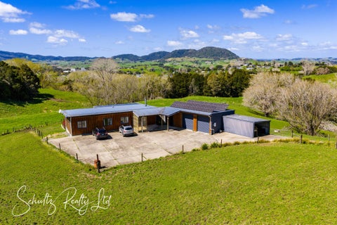 32 Nikau Lane, Maungaturoto