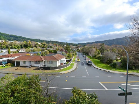 23 Blue Mountains Road, Silverstream, Upper Hutt