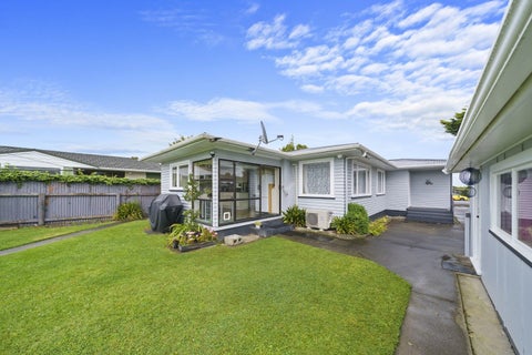 296 Main Highway, Otaki