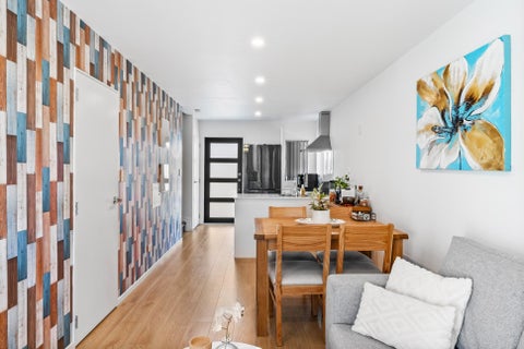 4/6 South Pacific Place, Henderson, Auckland