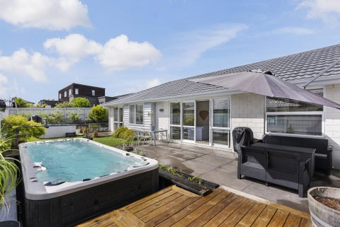 65 Constellation Avenue, Beachlands, Auckland